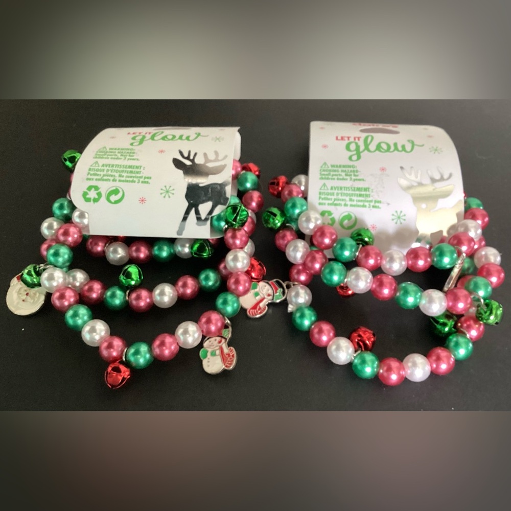 NEW Claire’s 2 set of 3 Christmas bracelets